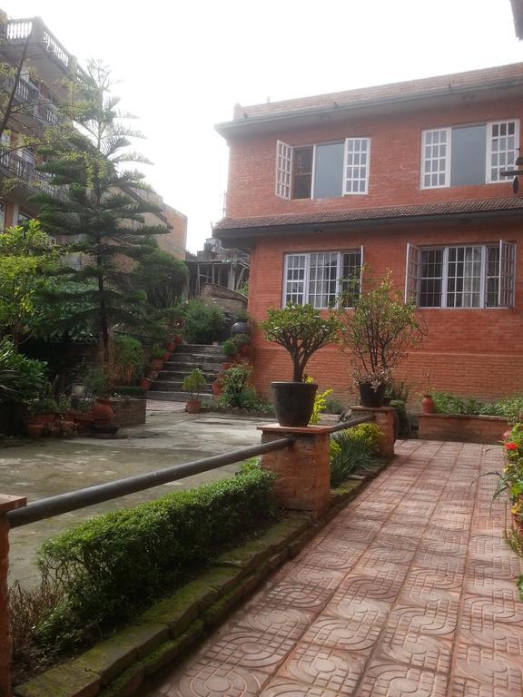 Pradhan House - Home Stay With Garden Bhaktapur Exterior foto