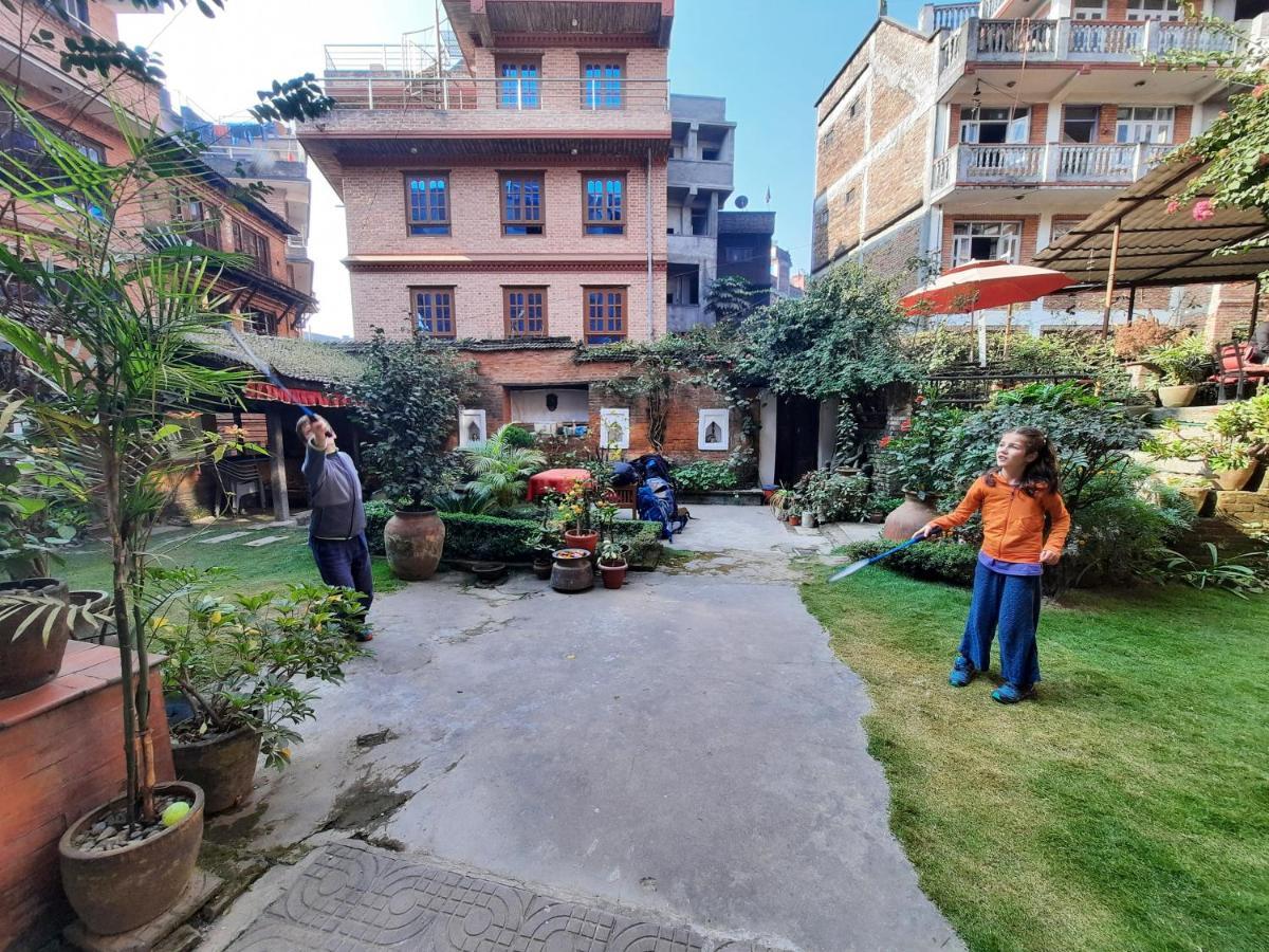 Pradhan House - Home Stay With Garden Bhaktapur Exterior foto