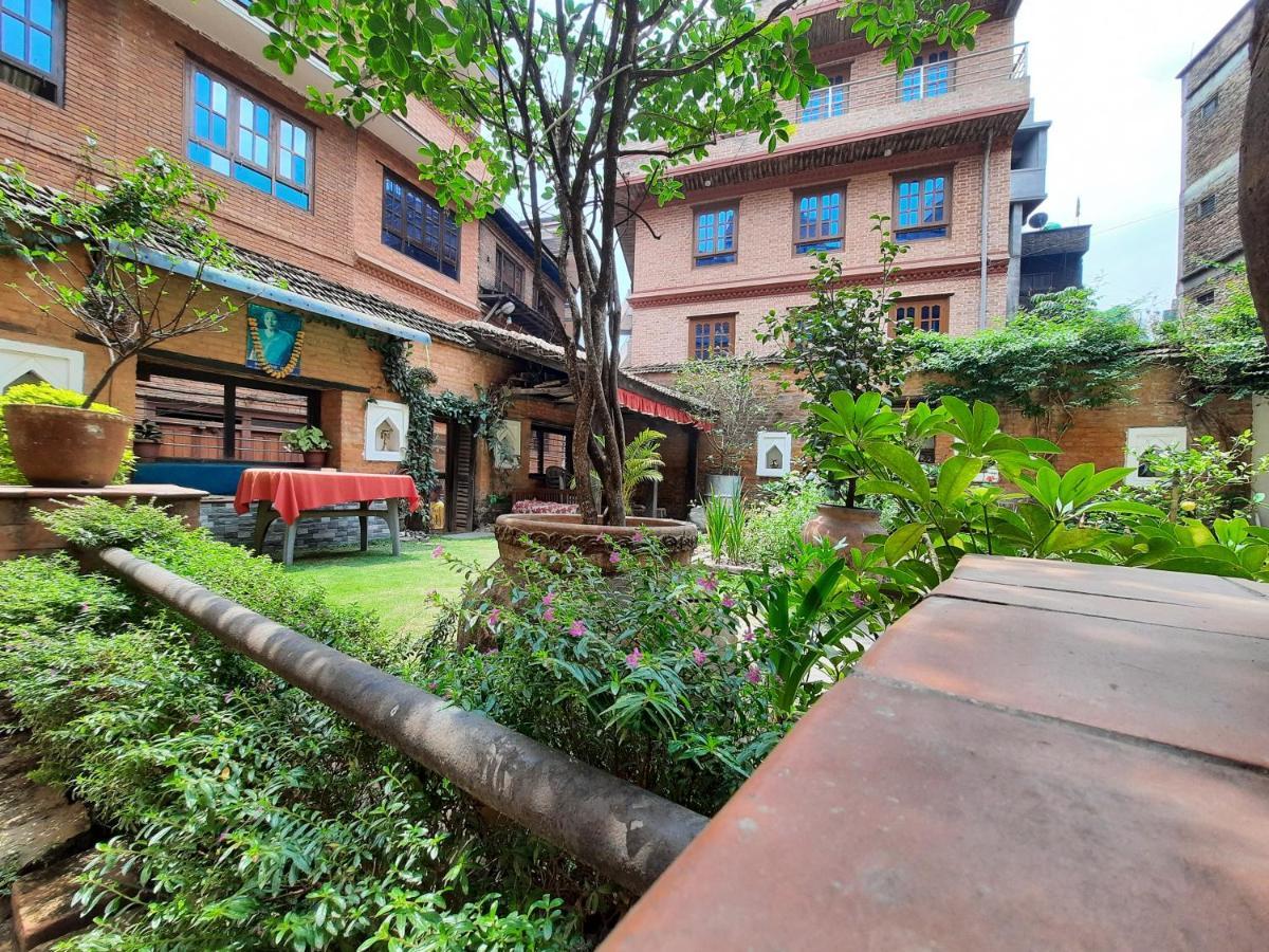 Pradhan House - Home Stay With Garden Bhaktapur Exterior foto