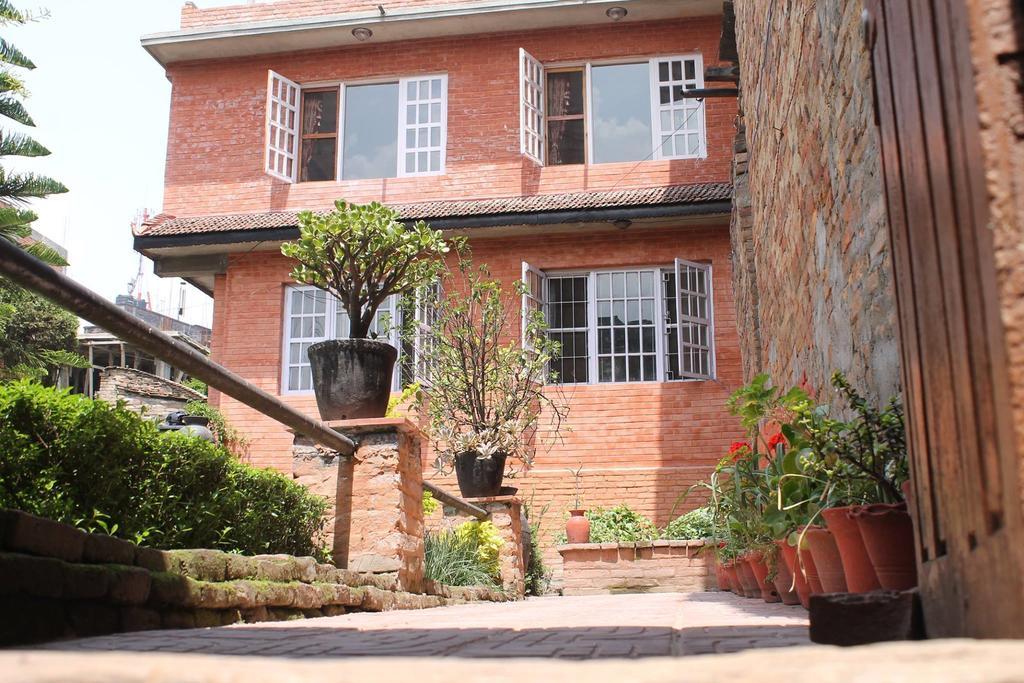 Pradhan House - Home Stay With Garden Bhaktapur Exterior foto
