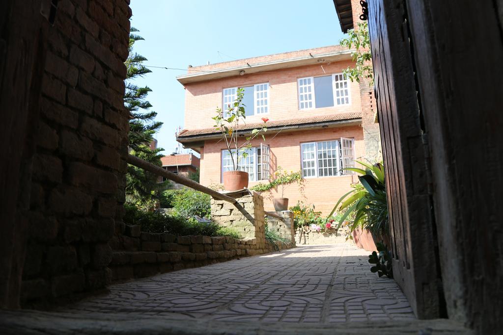 Pradhan House - Home Stay With Garden Bhaktapur Exterior foto