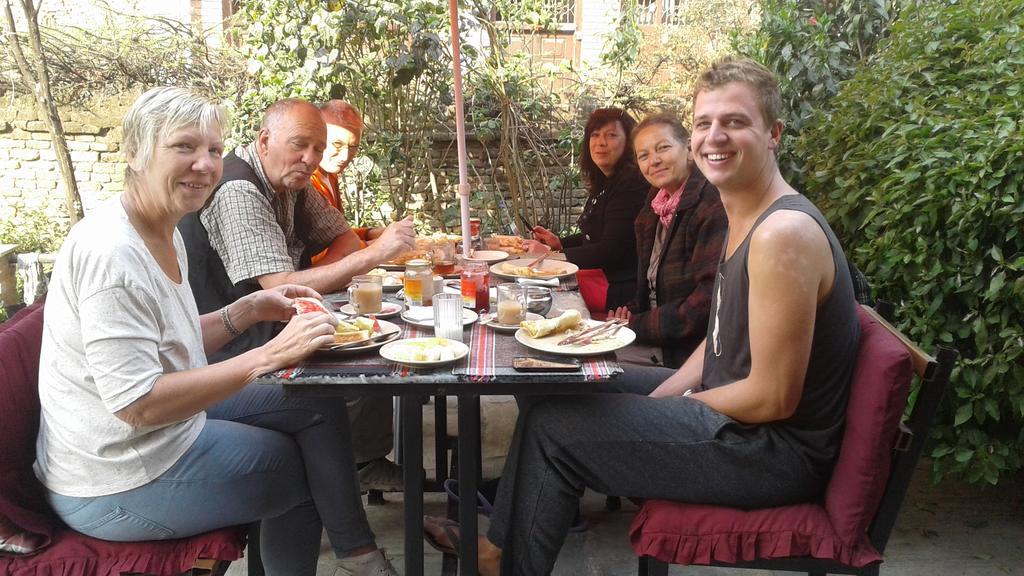 Pradhan House - Home Stay With Garden Bhaktapur Exterior foto